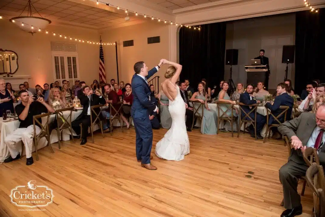 An elegant wedding at the clubhouse